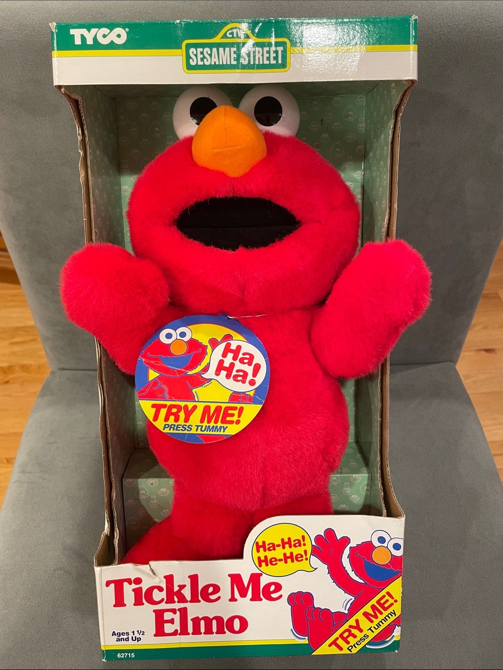 Vintage 1996 Tickle Me Elmo Sesame Street Tyco Original Box Untested